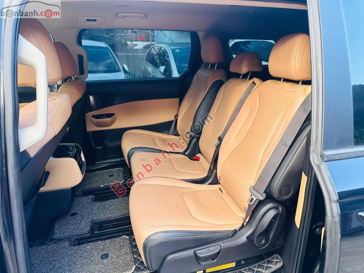 Bán ô tô Kia Carnival Luxury 2.2D - 2023 - xe cũ