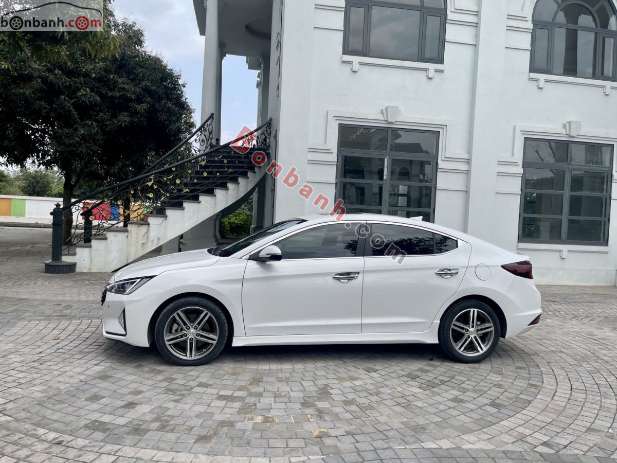 Bán ô tô Hyundai Elantra Sport 1.6 AT - 2020 - xe cũ