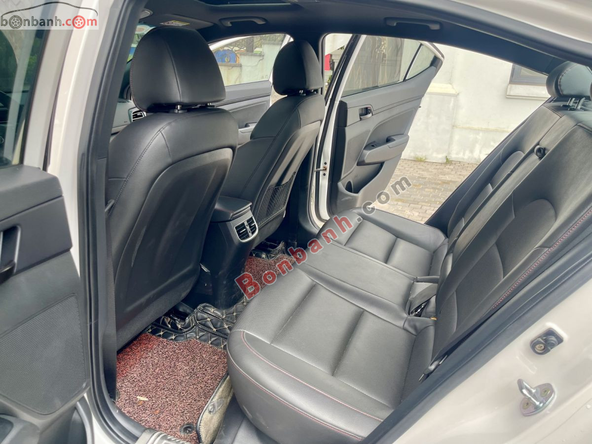 Bán ô tô Hyundai Elantra Sport 1.6 AT - 2020 - xe cũ
