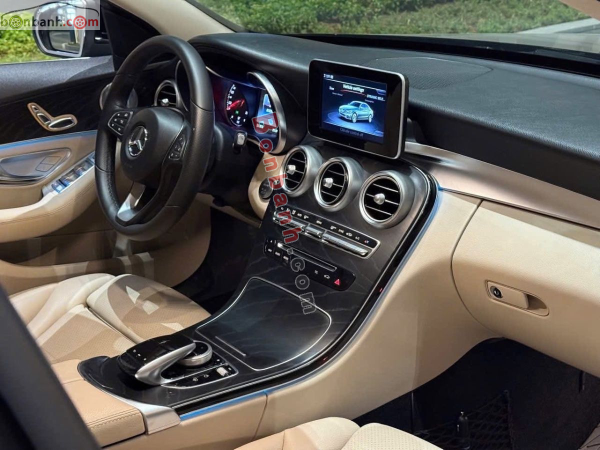 Bán ô tô Mercedes Benz C class C200 - 2018 - xe cũ