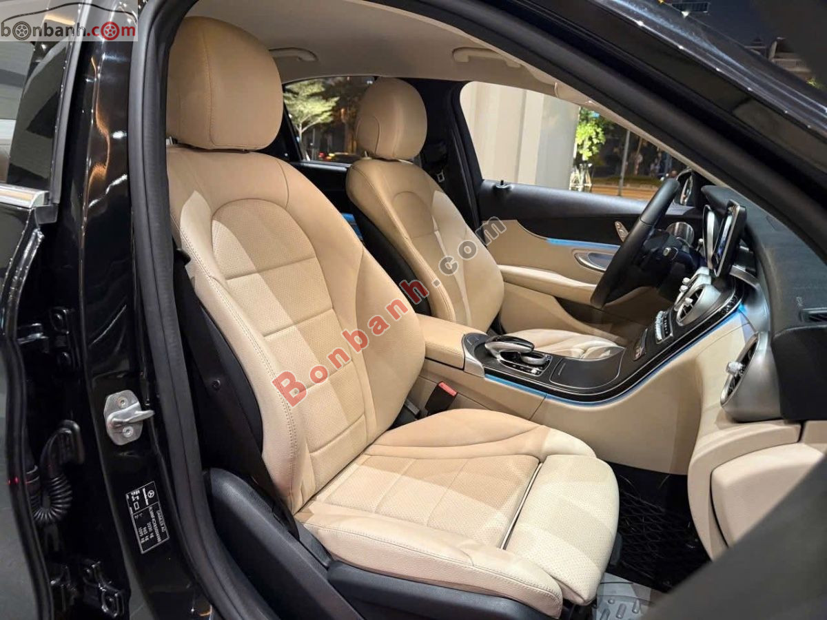 Bán ô tô Mercedes Benz C class C200 - 2018 - xe cũ