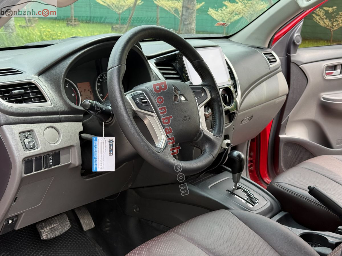 Bán ô tô Mitsubishi Triton 4x2 AT - 2019 - xe cũ