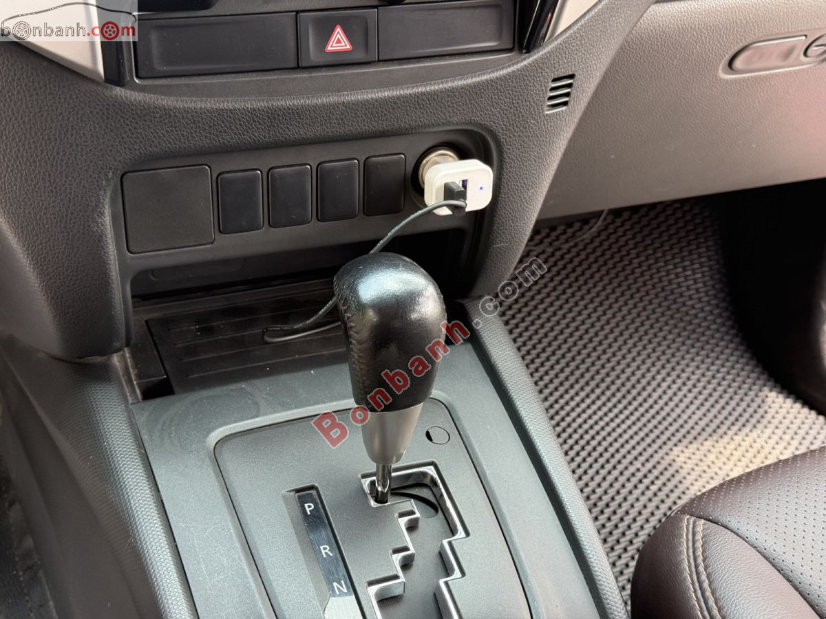 Bán ô tô Mitsubishi Triton 4x2 AT - 2019 - xe cũ
