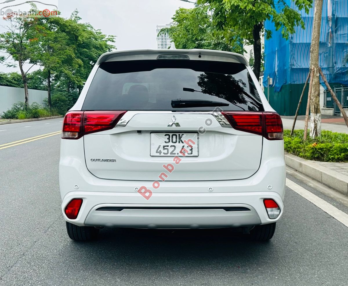 Bán ô tô Mitsubishi Outlander 2.0 CVT - 2023 - xe cũ