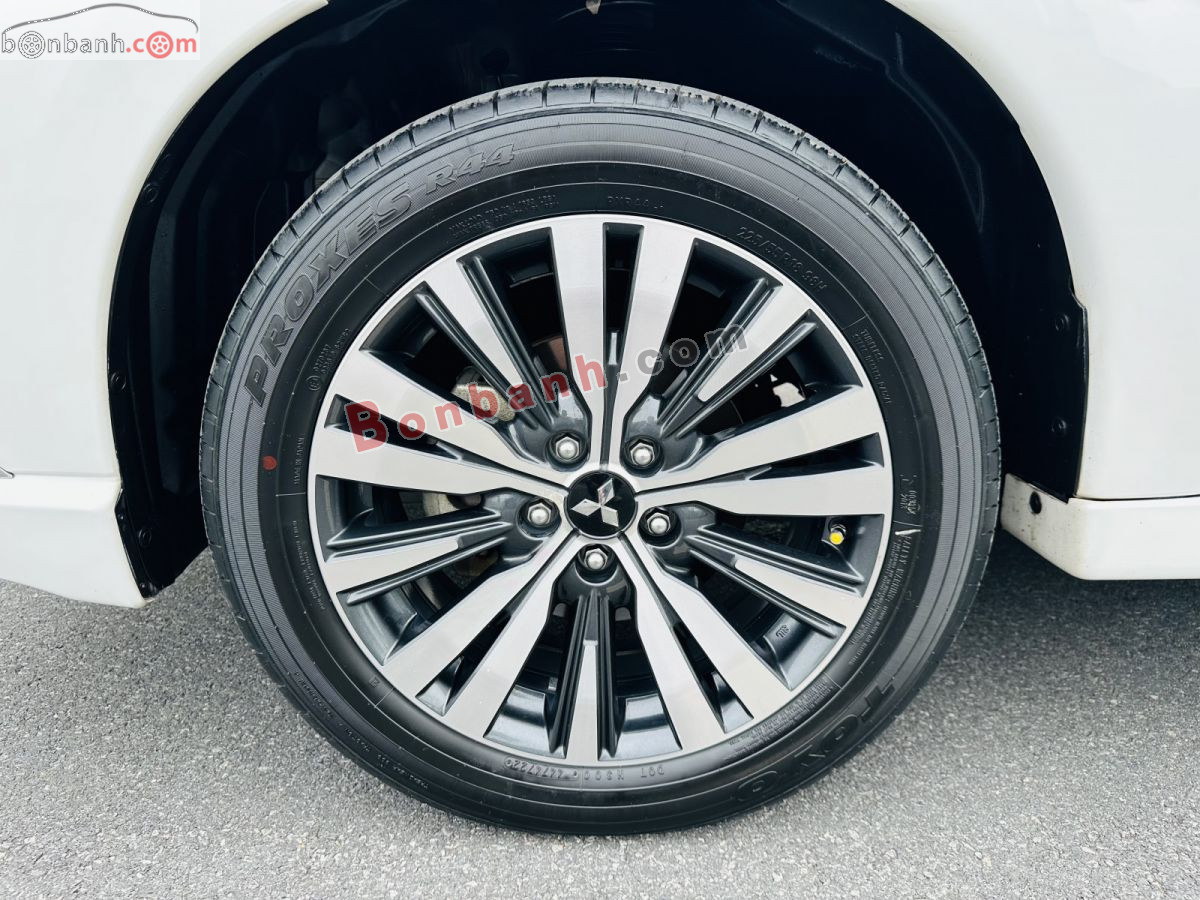 Bán ô tô Mitsubishi Outlander 2.0 CVT - 2023 - xe cũ
