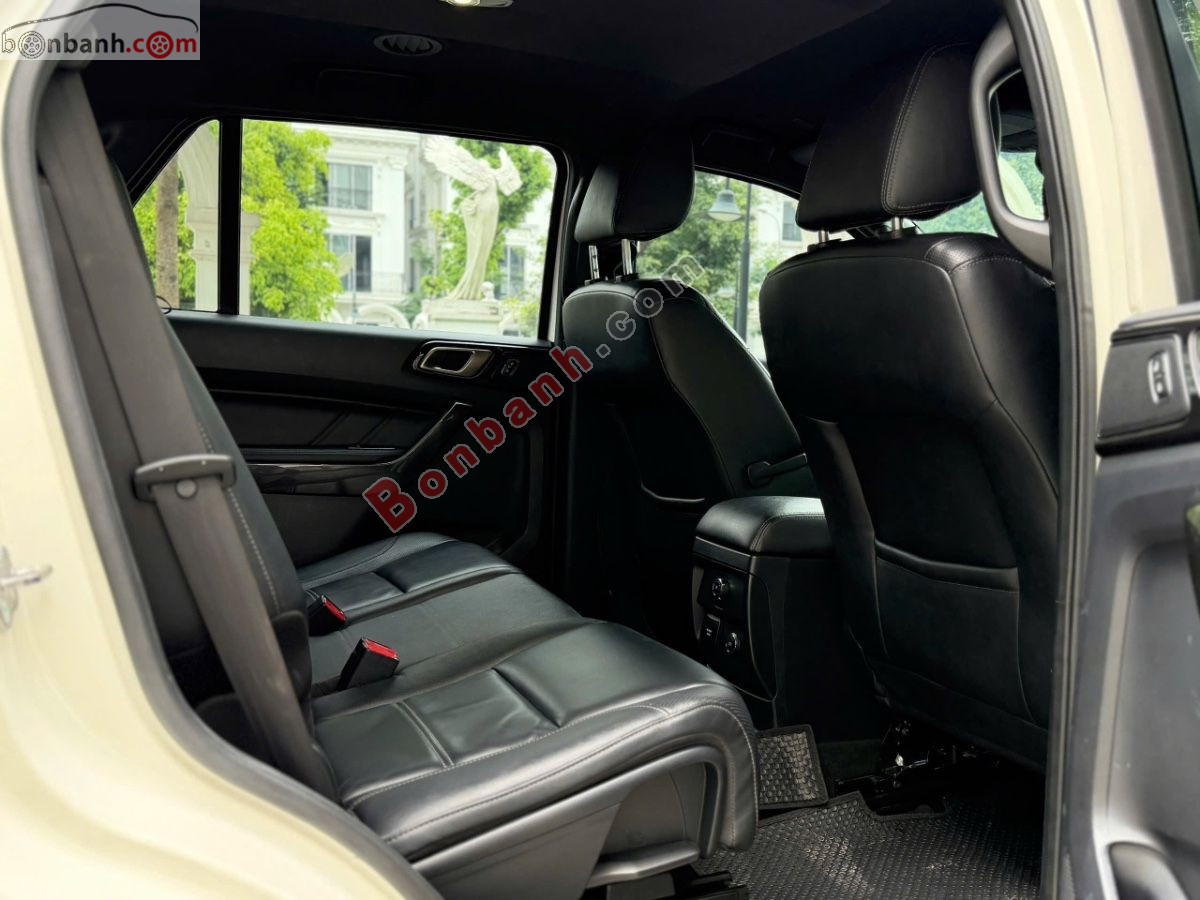 Bán ô tô Ford Everest Titanium 2.0L 4x2 AT - 2019 - xe cũ
