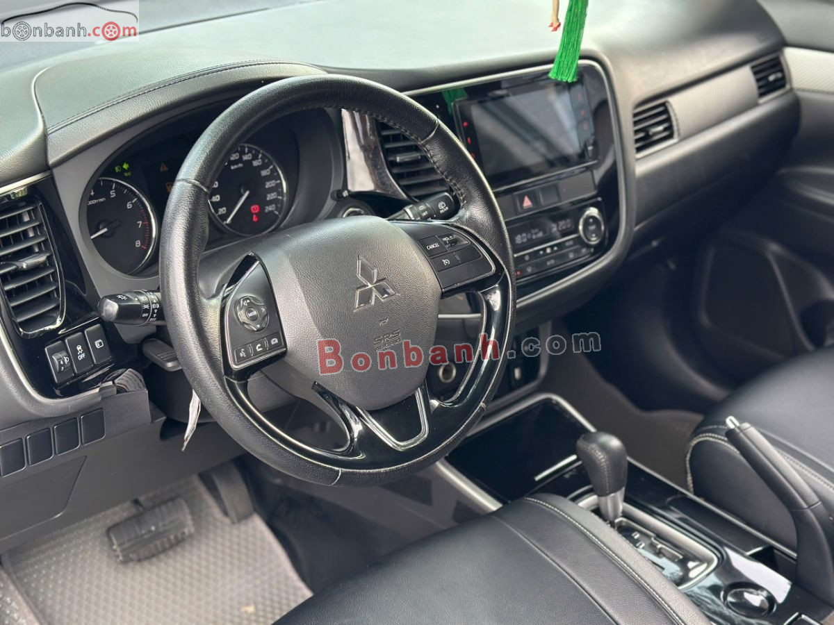 Bán ô tô Mitsubishi Outlander 2.0 CVT - 2019 - xe cũ