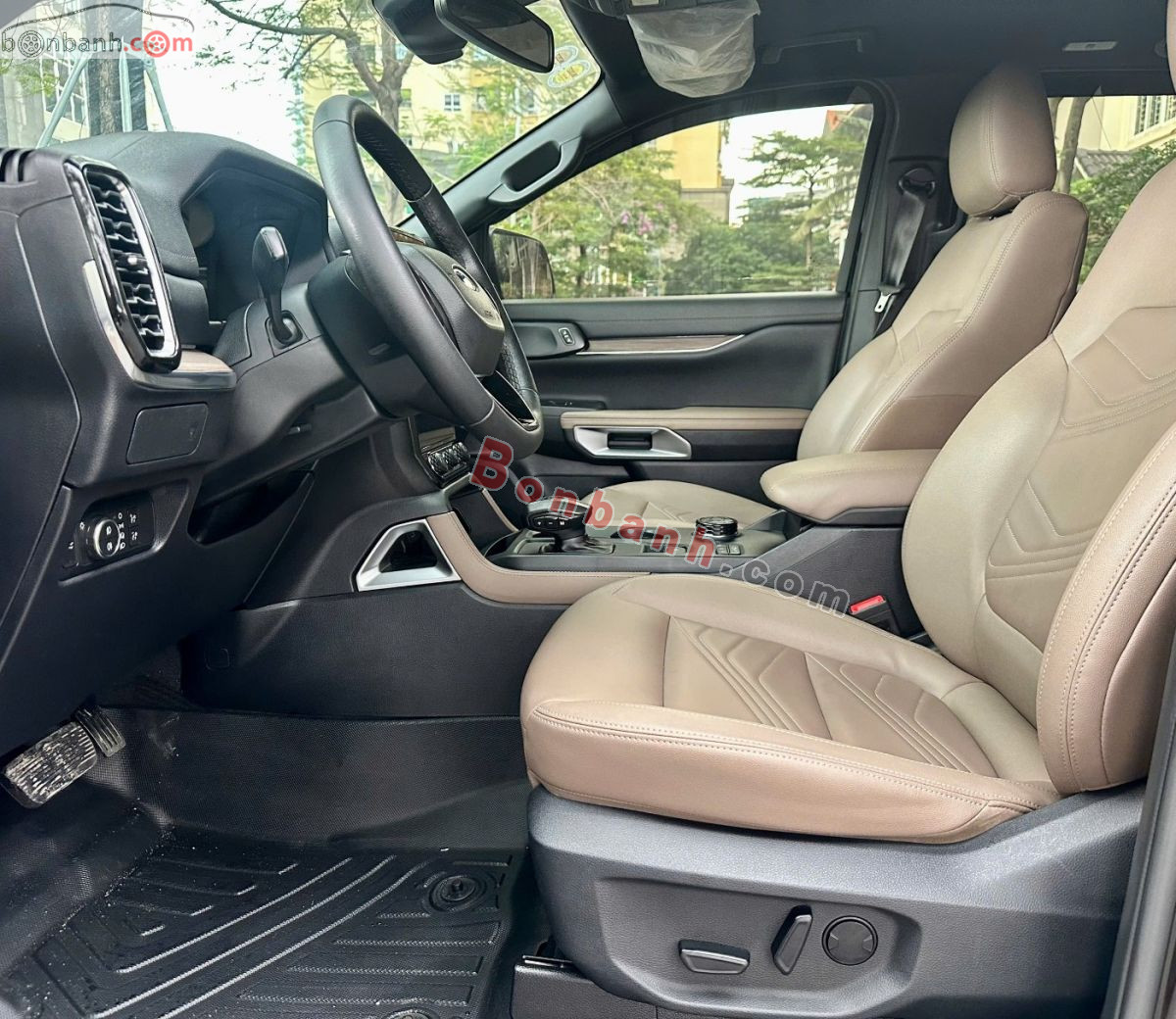 Bán ô tô Ford Everest Titanium Plus 2.0L 4x4 AT - 2022 - xe cũ
