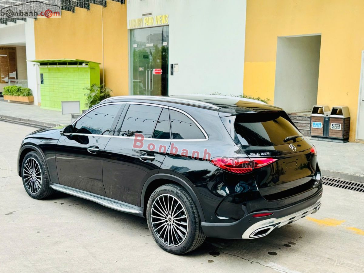 Bán ô tô Mercedes Benz GLC 300 4Matic - 2023 - xe cũ