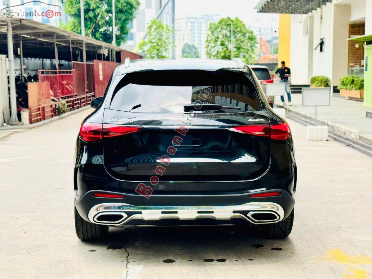 Bán ô tô Mercedes Benz GLC 300 4Matic - 2023 - xe cũ