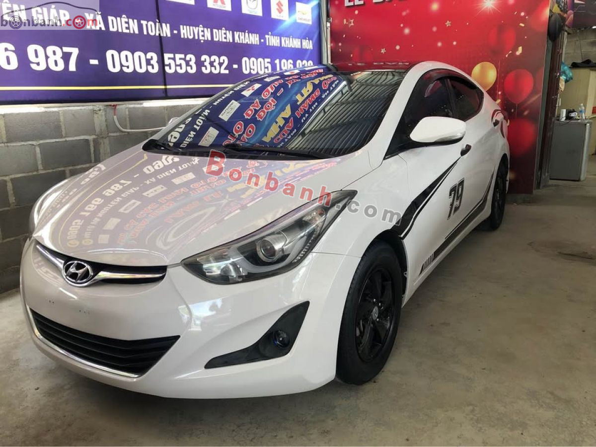 Bán ô tô Hyundai Elantra 1.6 MT - 2015 - xe cũ
