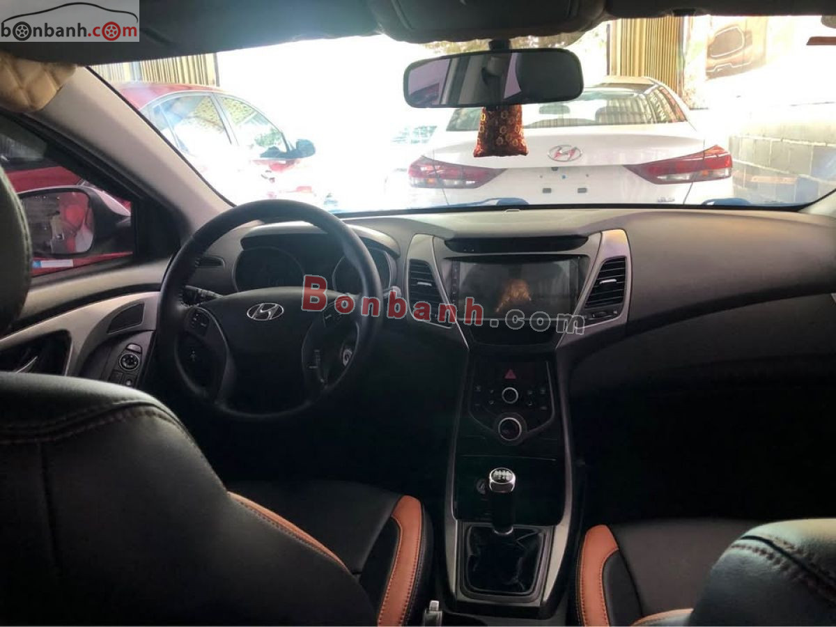 Bán ô tô Hyundai Elantra 1.6 MT - 2015 - xe cũ