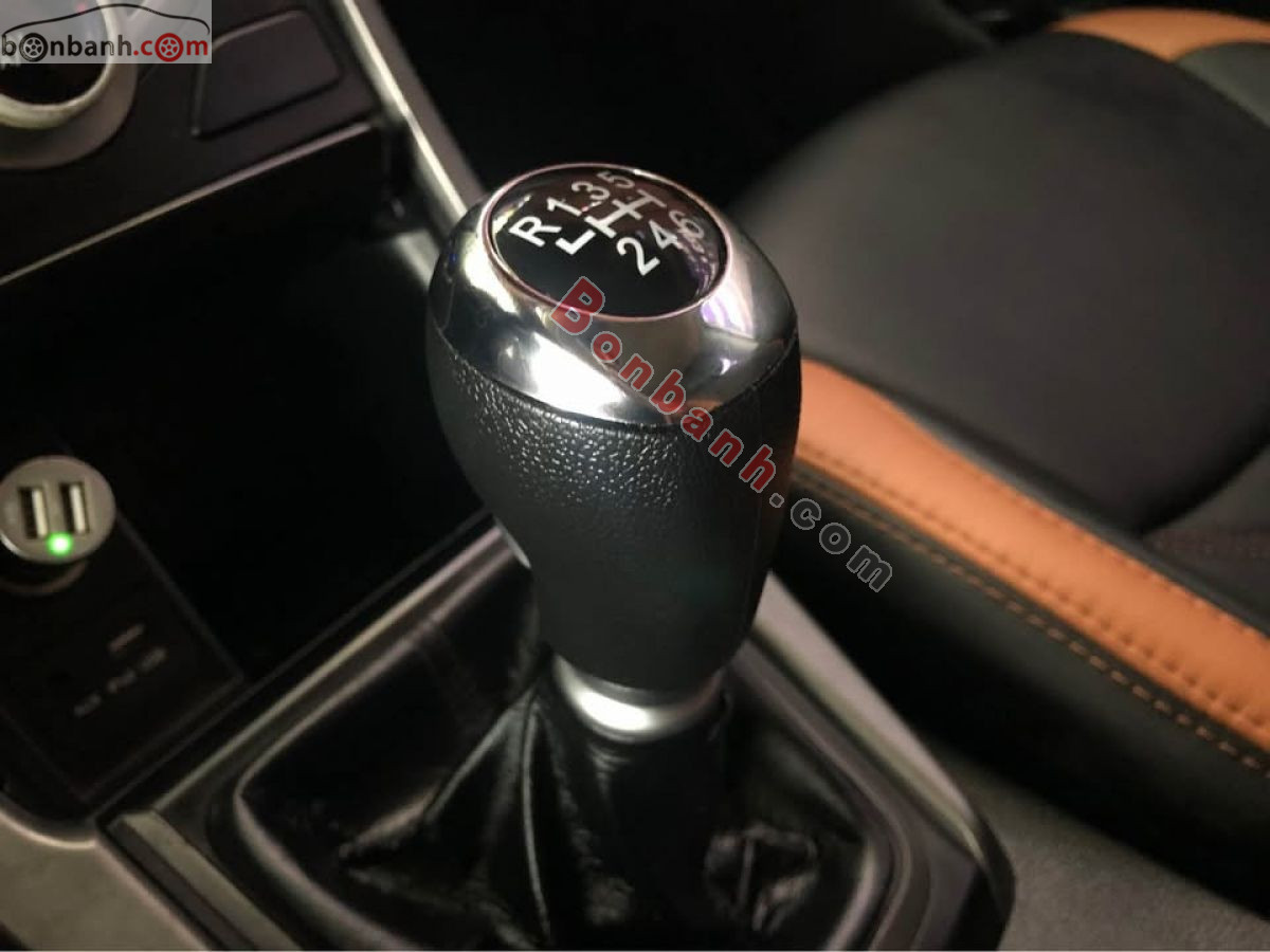 Bán ô tô Hyundai Elantra 1.6 MT - 2015 - xe cũ