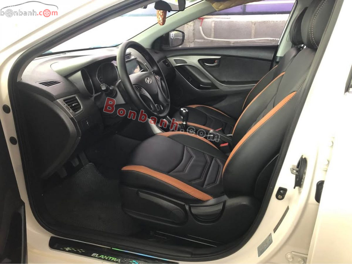 Bán ô tô Hyundai Elantra 1.6 MT - 2015 - xe cũ