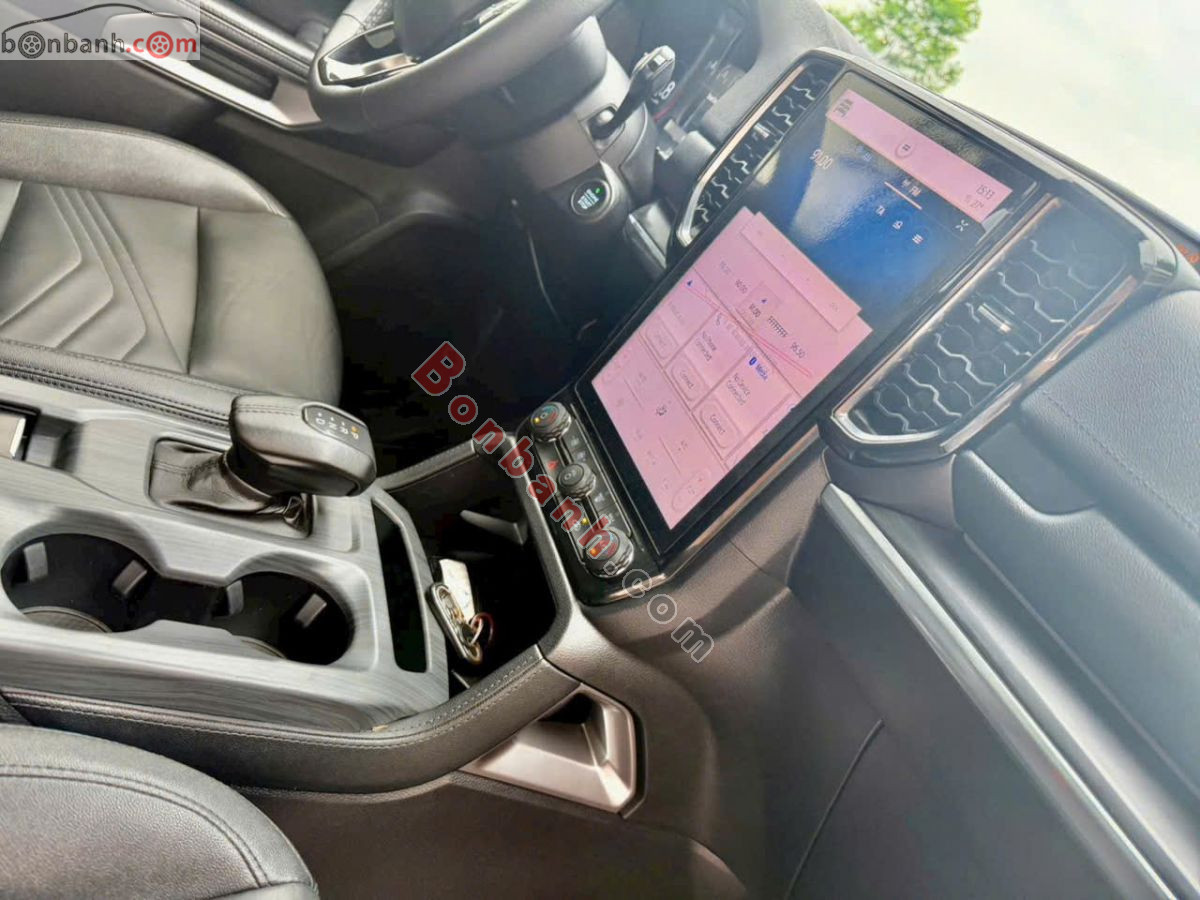 Bán ô tô Ford Everest Titanium Plus 2.0L 4x4 AT - 2023 - xe cũ