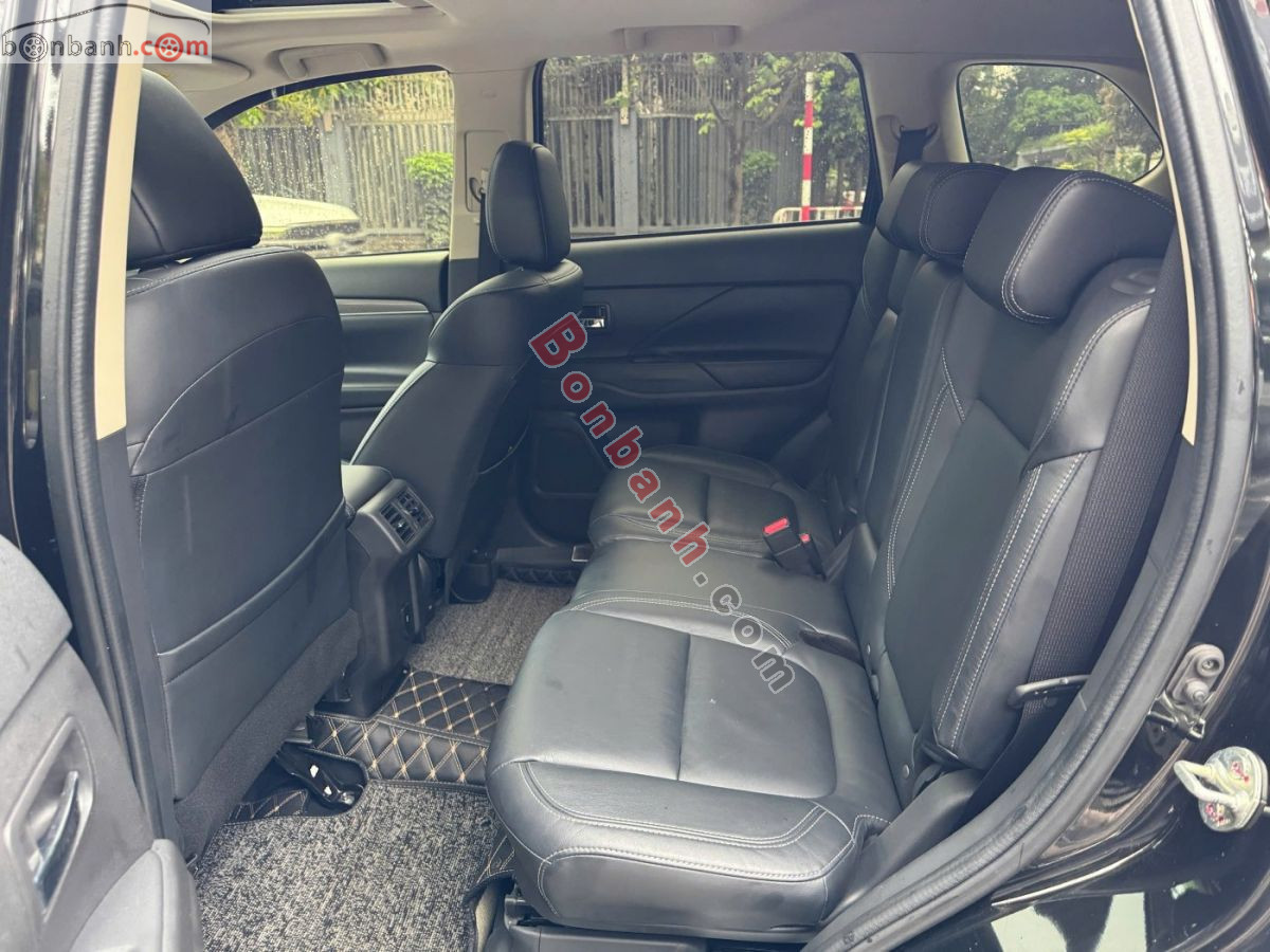 Bán ô tô Mitsubishi Outlander Premium 2.0 CVT - 2021 - xe cũ