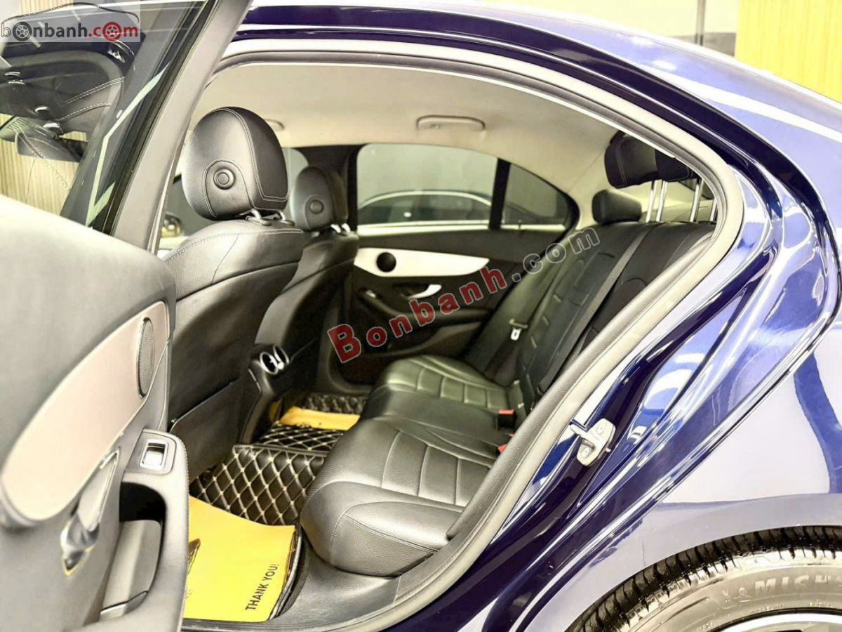 Bán ô tô Mercedes Benz C class C180 - 2020 - xe cũ