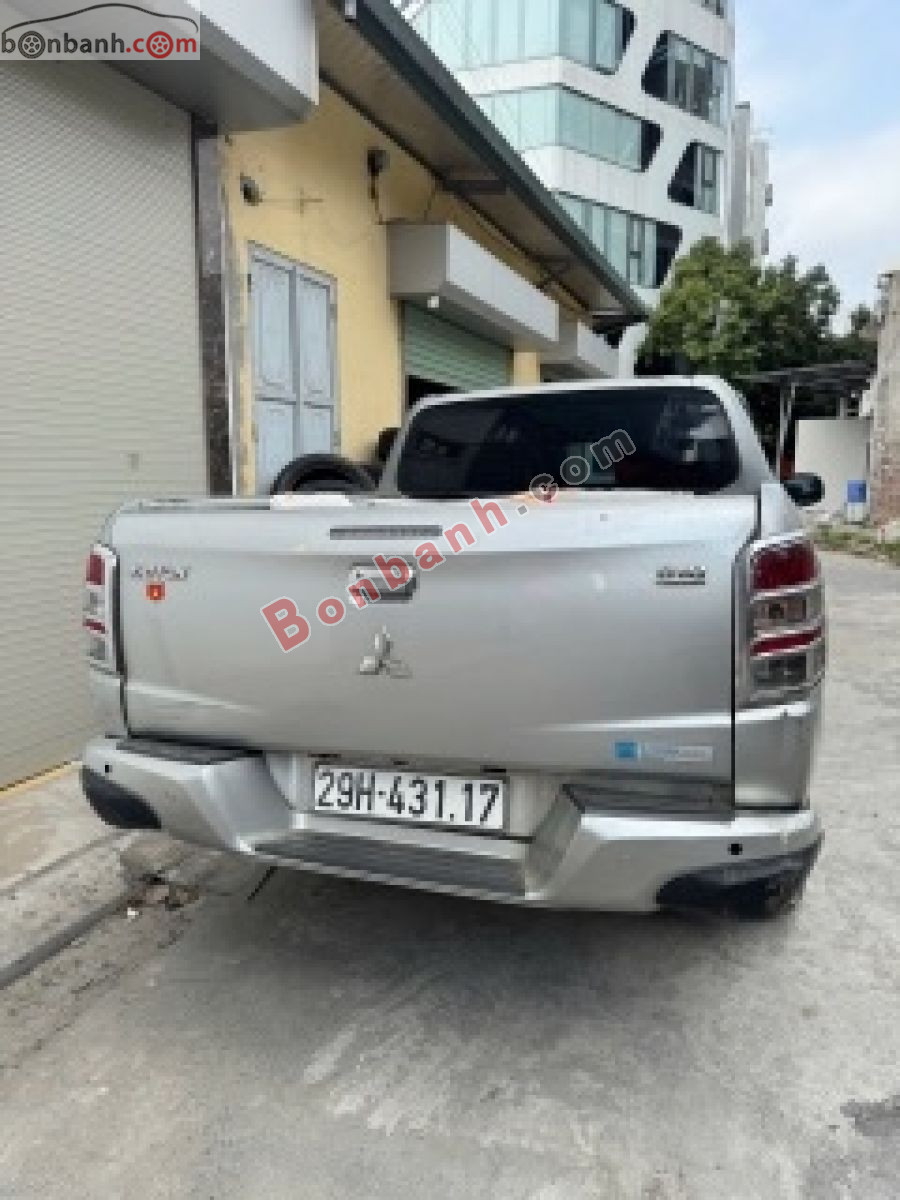 Bán ô tô Mitsubishi Triton 4x2 AT - 2017 - xe cũ