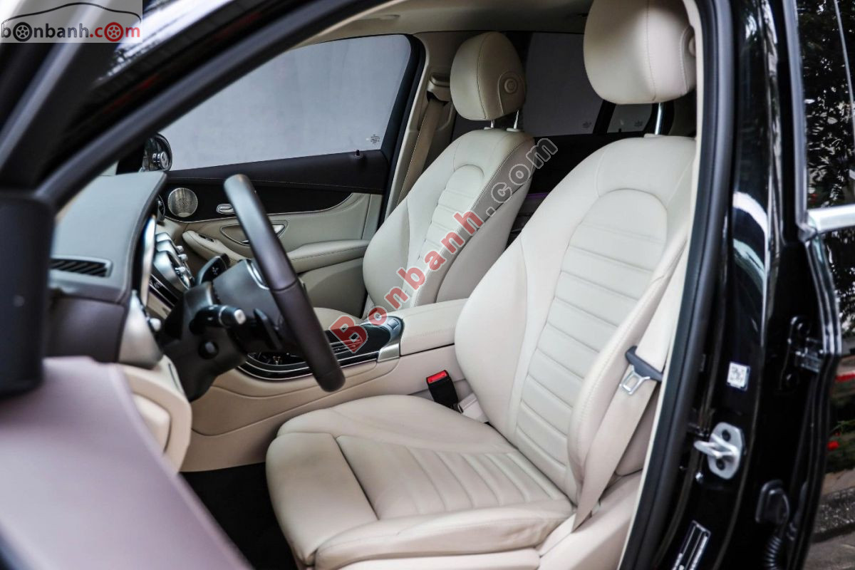 Bán ô tô Mercedes Benz GLC 300 4Matic - 2021 - xe cũ