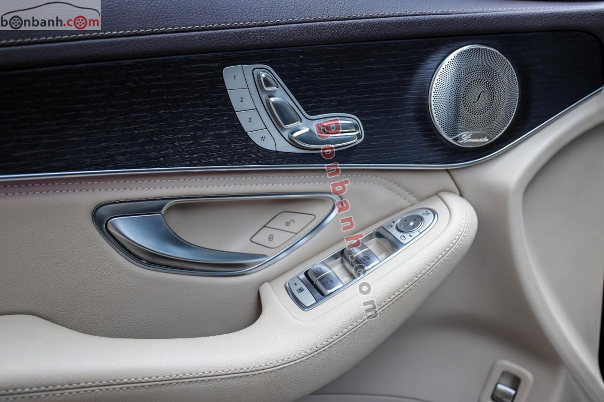 Bán ô tô Mercedes Benz GLC 300 4Matic - 2021 - xe cũ