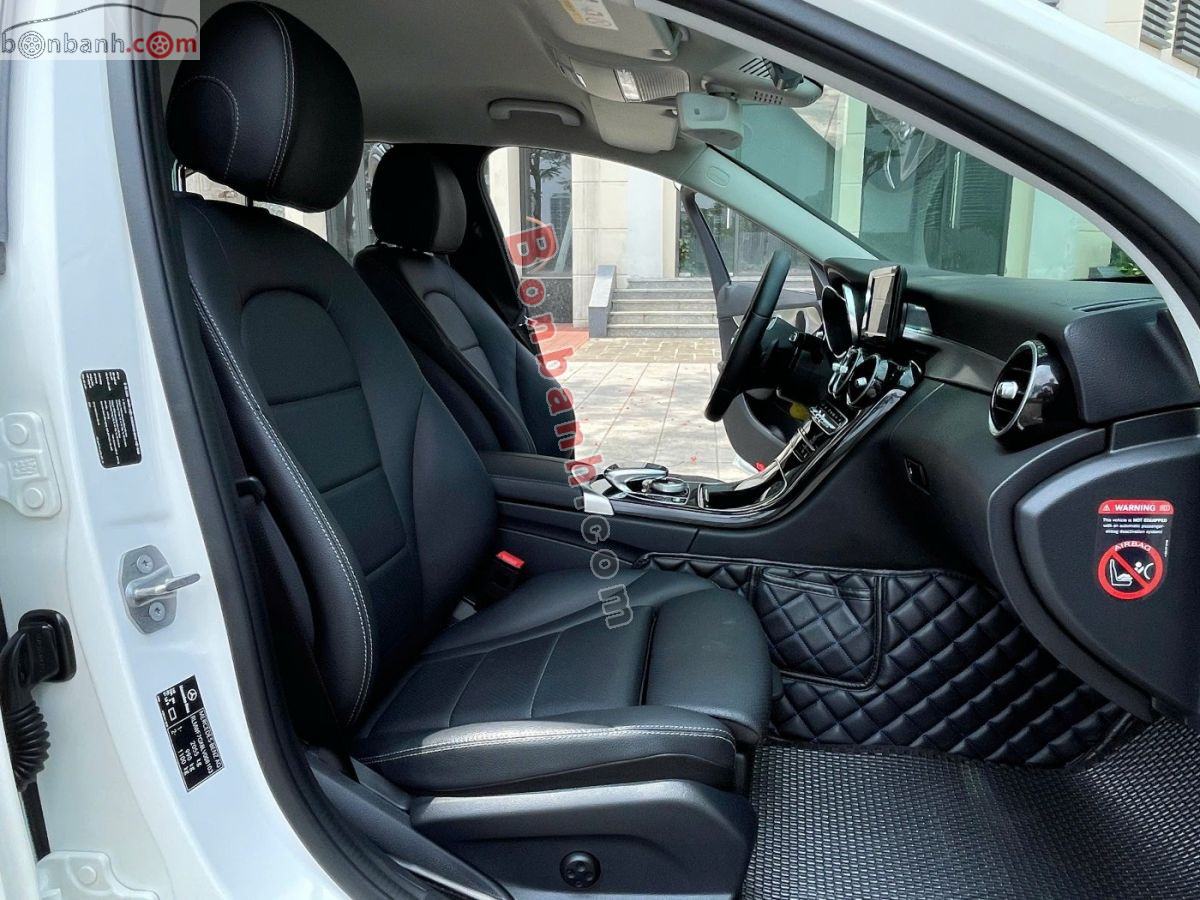 Bán ô tô Mercedes Benz C class C180 - 2020 - xe cũ