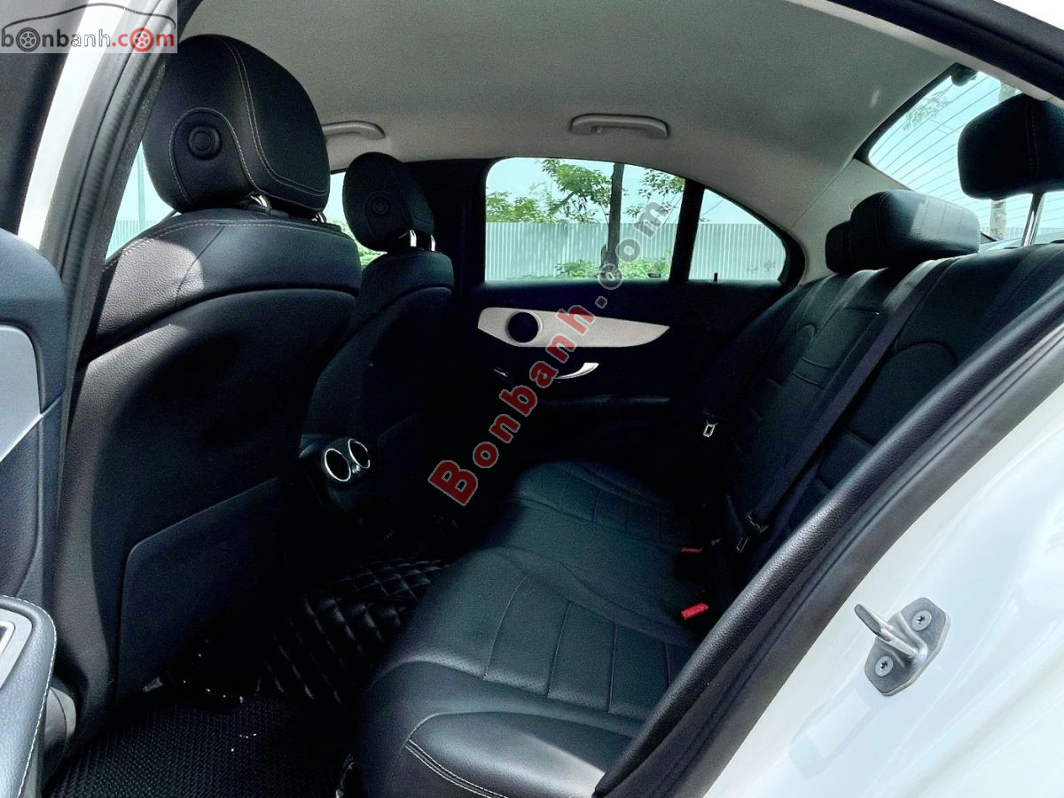 Bán ô tô Mercedes Benz C class C180 - 2020 - xe cũ
