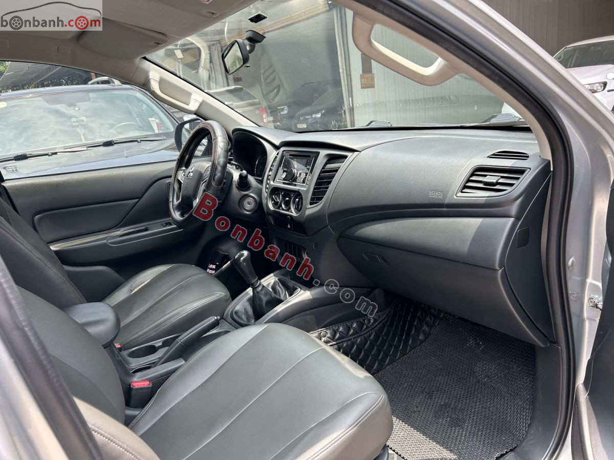 Bán ô tô Mitsubishi Triton 4x2 MT - 2020 - xe cũ