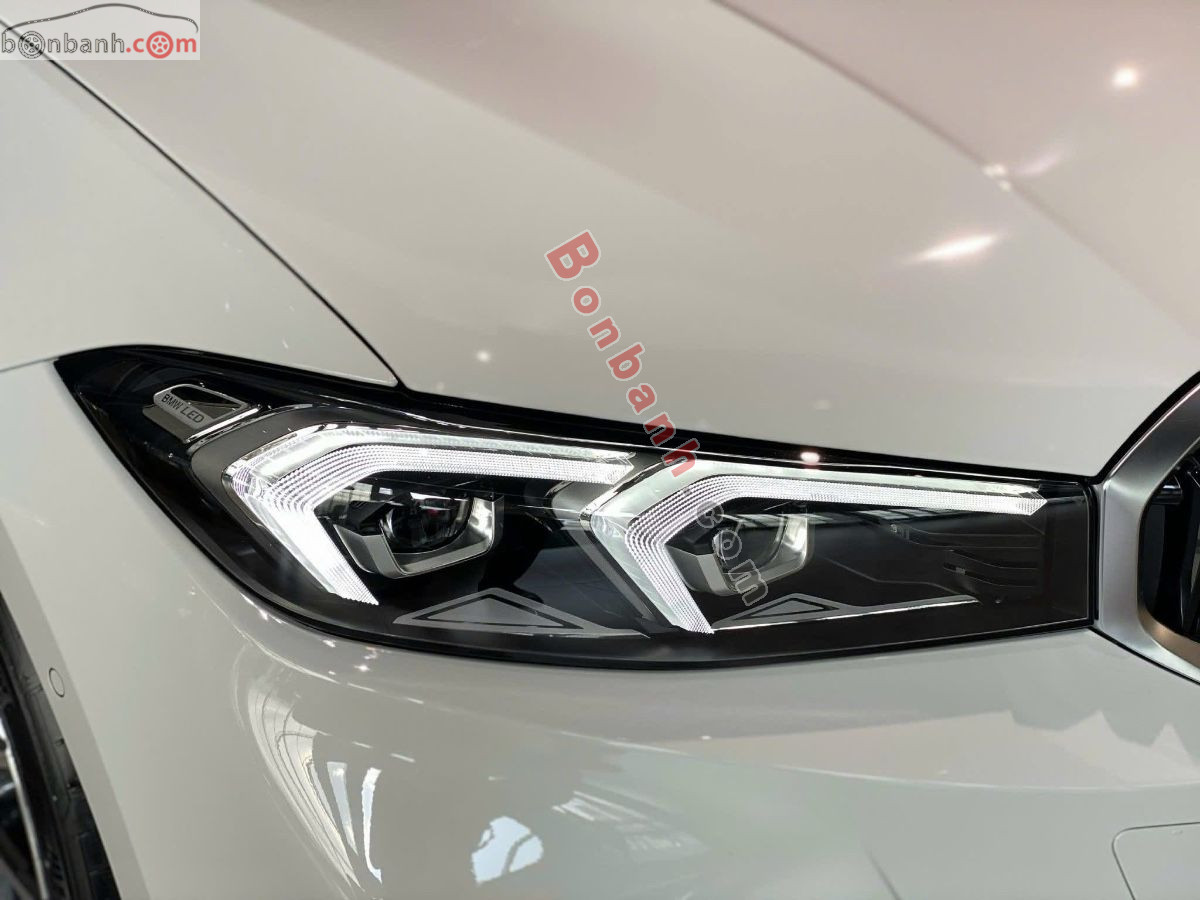 Bán ô tô BMW 3 Series 320i Sport Line - 2025 - xe mới