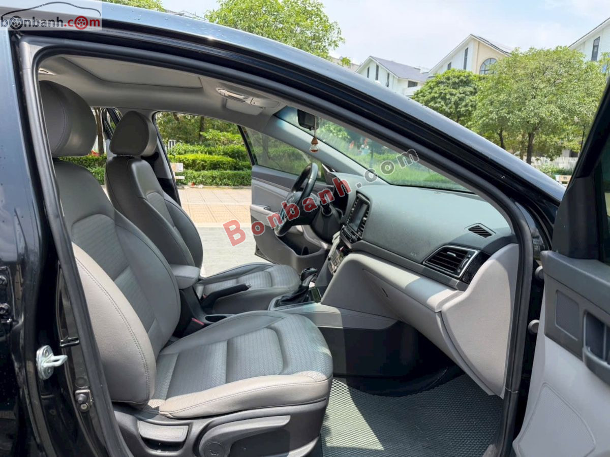 Bán ô tô Hyundai Elantra 2.0 AT - 2016 - xe cũ
