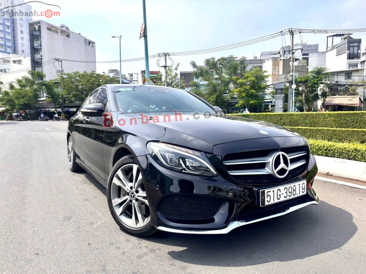 Bán ô tô Mercedes Benz C class C300 AMG - 2017 - xe cũ