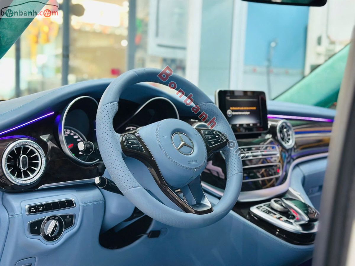 Bán ô tô Mercedes Benz V class V250 Avantgarde - 2015 - xe cũ