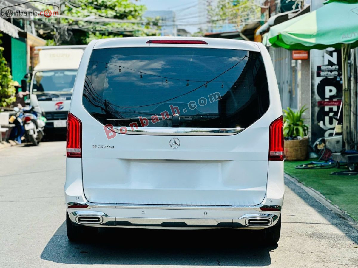 Bán ô tô Mercedes Benz V class V250 Avantgarde - 2015 - xe cũ