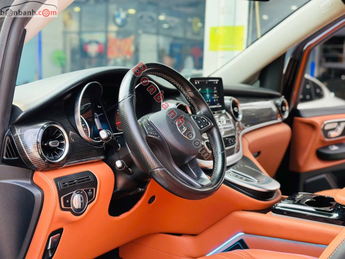 Bán ô tô Mercedes Benz V class V250 Luxury - 2021 - xe cũ