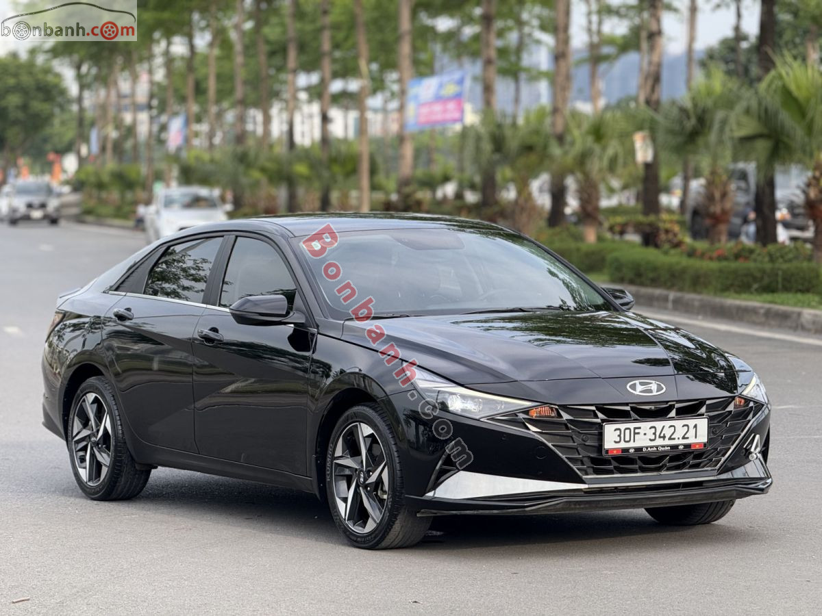 Bán ô tô Hyundai Elantra 2.0 AT Cao cấp - 2023 - xe cũ