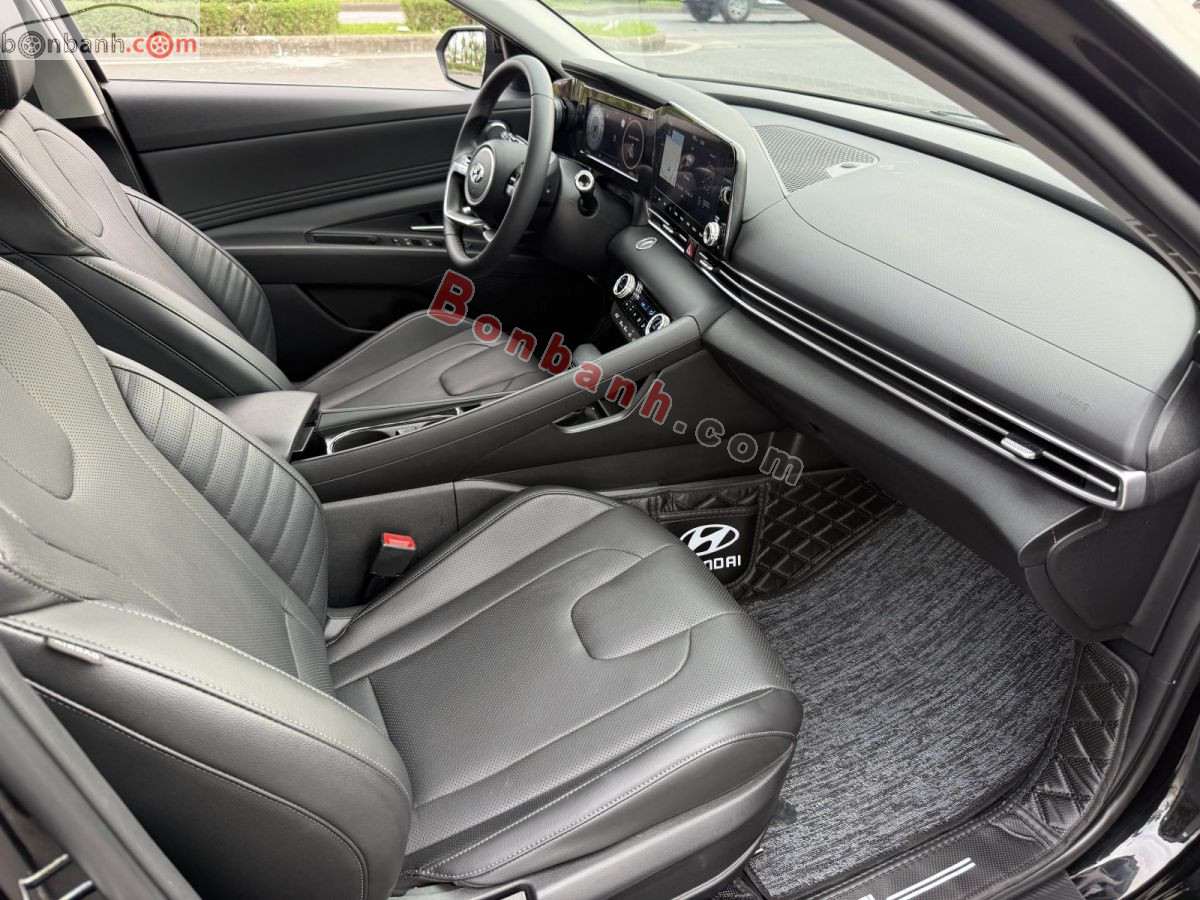 Bán ô tô Hyundai Elantra 2.0 AT Cao cấp - 2023 - xe cũ