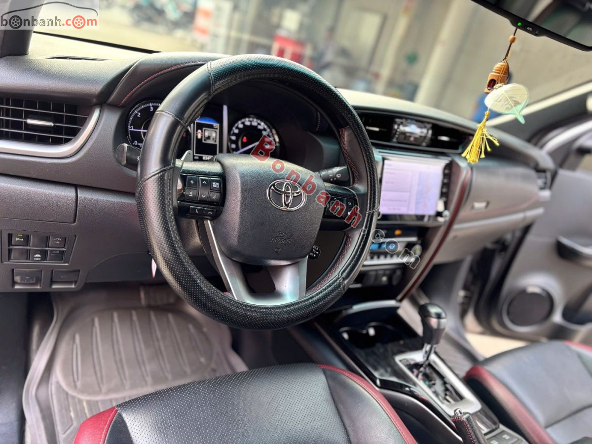 Bán ô tô Toyota Fortuner 2.4G 4x2 AT Legender - 2021 - xe cũ