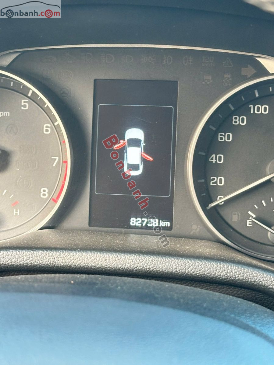 Bán ô tô Hyundai Elantra 2.0 AT - 2019 - xe cũ