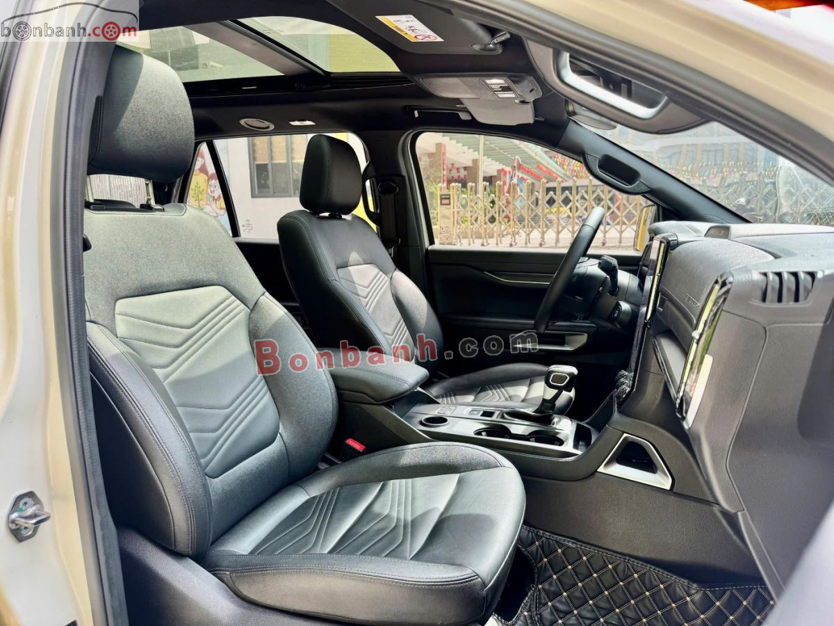 Bán ô tô Ford Everest Titanium 2.0L 4x2 AT - 2023 - xe cũ