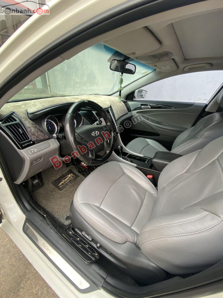 Bán ô tô Hyundai Sonata 2.0 AT - 2012 - xe cũ