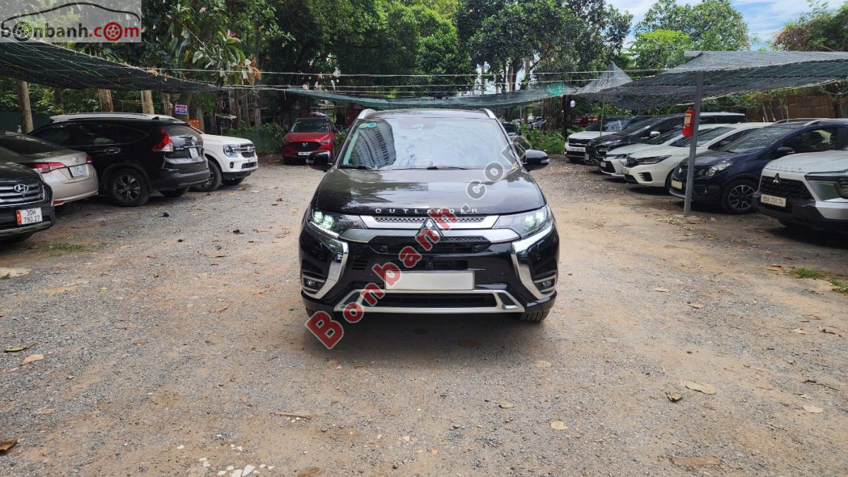 Bán ô tô Mitsubishi Outlander Premium 2.0 CVT - 2024 - xe cũ