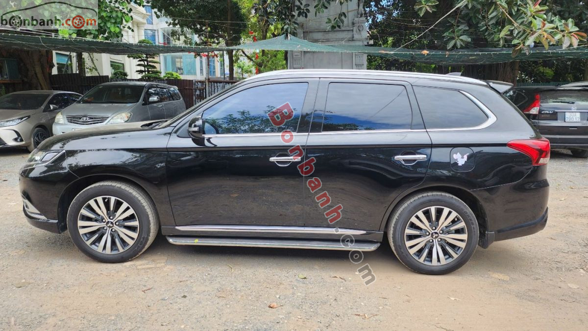 Bán ô tô Mitsubishi Outlander Premium 2.0 CVT - 2024 - xe cũ