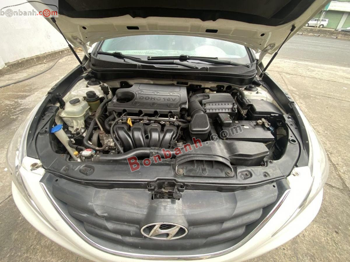 Bán ô tô Hyundai Sonata 2.0 AT - 2012 - xe cũ