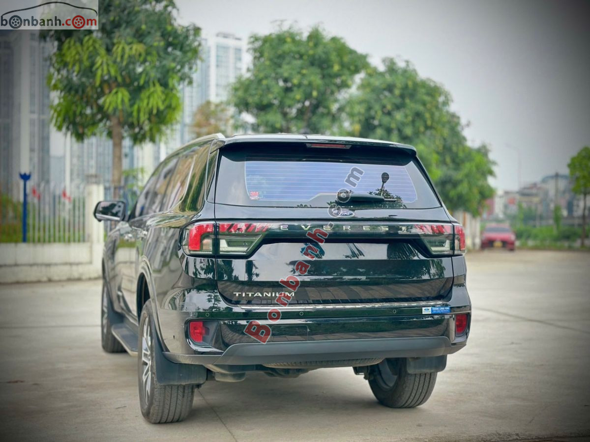 Bán ô tô Ford Everest Titanium Plus 2.0L 4x4 AT - 2024 - xe cũ