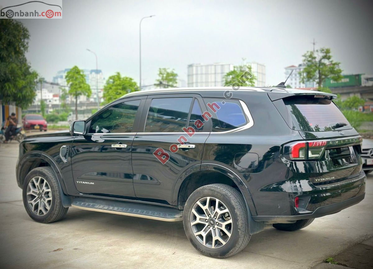 Bán ô tô Ford Everest Titanium Plus 2.0L 4x4 AT - 2024 - xe cũ