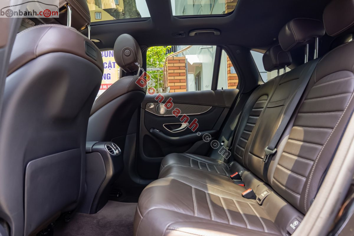 Bán ô tô Mercedes Benz GLC 300 4Matic - 2017 - xe cũ
