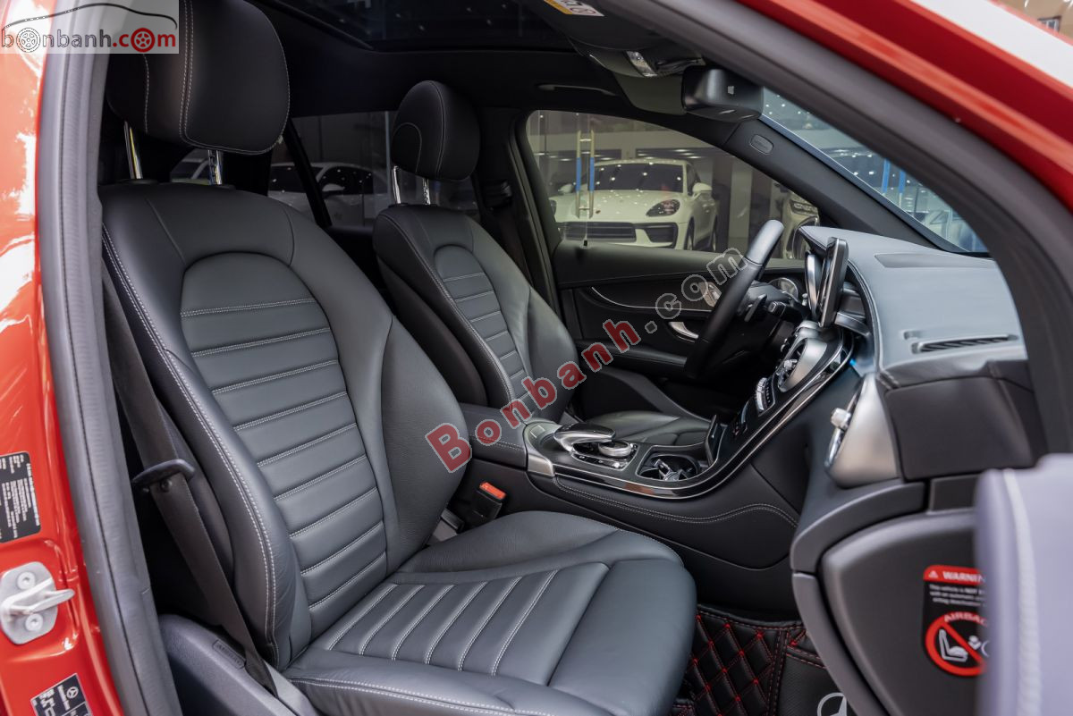 Bán ô tô Mercedes Benz GLC 300 4Matic - 2019 - xe cũ