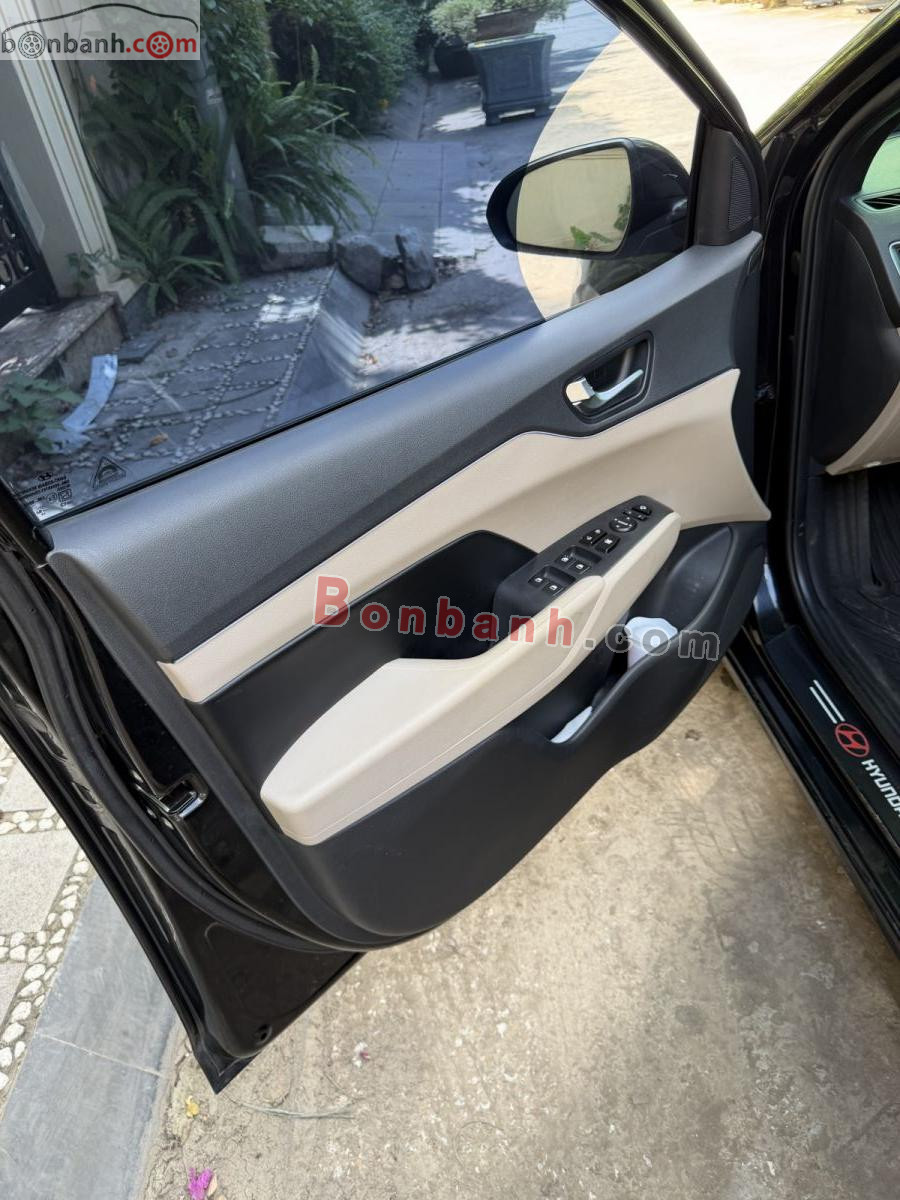 Bán ô tô Hyundai Accent 1.4 AT - 2019 - xe cũ
