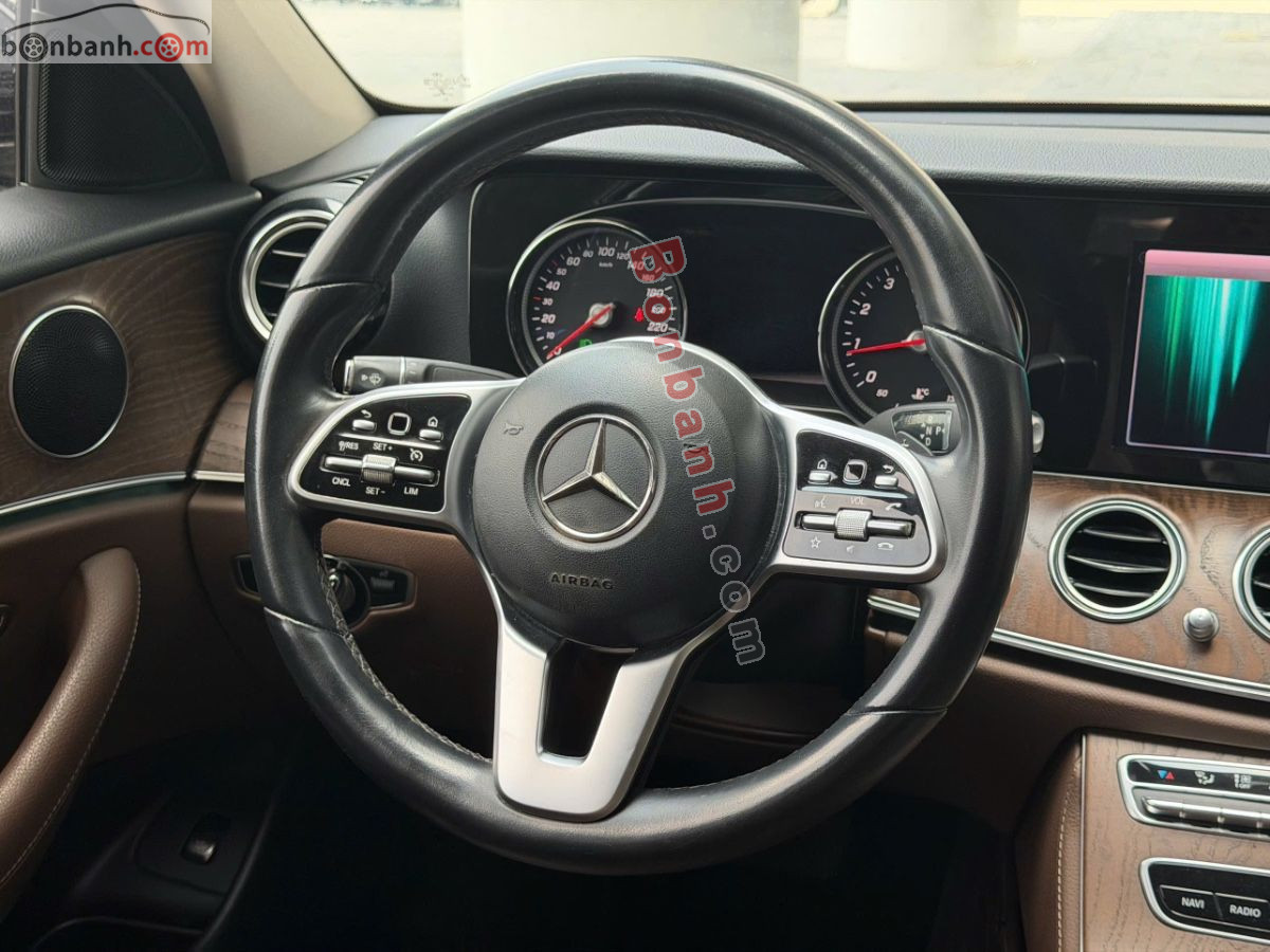 Bán ô tô Mercedes Benz E class E200 - 2019 - xe cũ