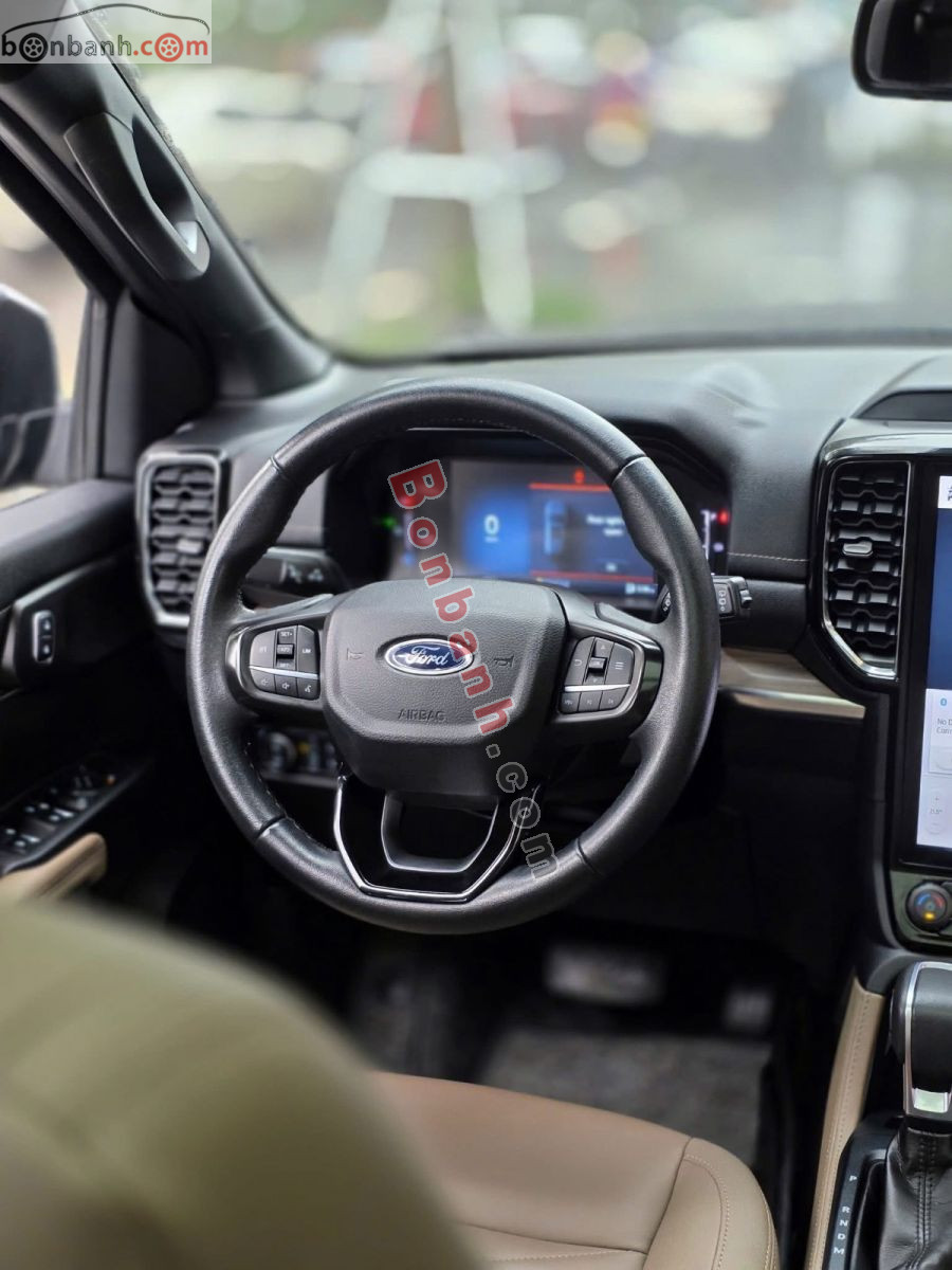 Bán ô tô Ford Everest Titanium 2.0L 4x2 AT - 2022 - xe cũ