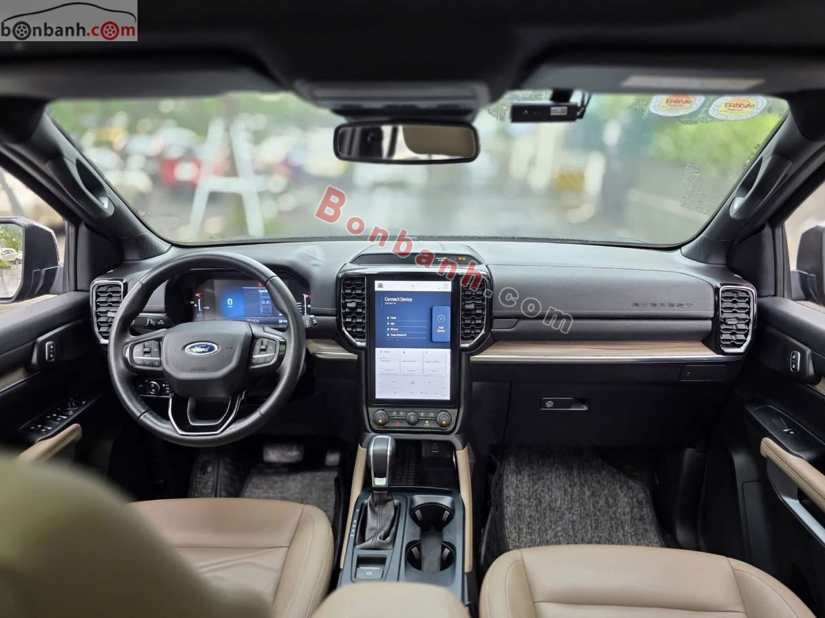 Bán ô tô Ford Everest Titanium 2.0L 4x2 AT - 2022 - xe cũ